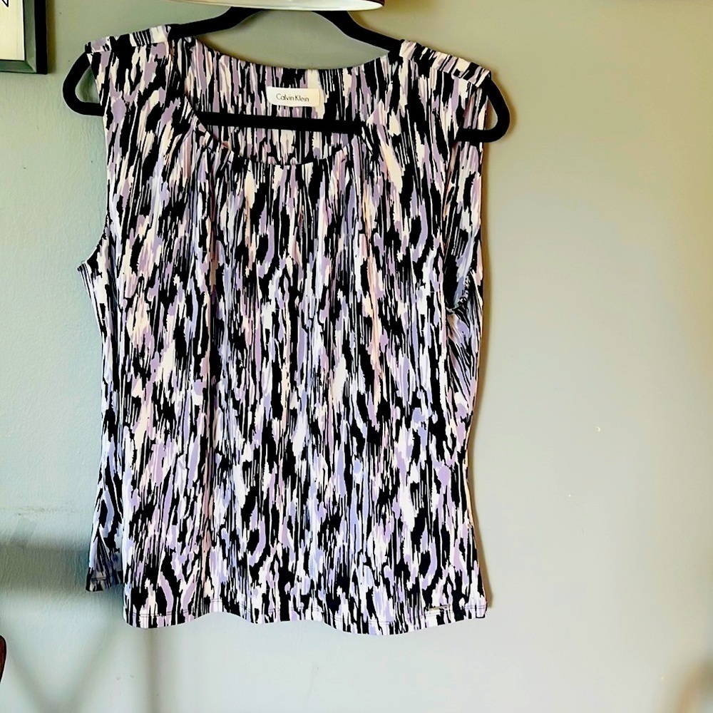 CALVIN Klein Watercolor Lavender Black & White Sleeveless Top Size Large